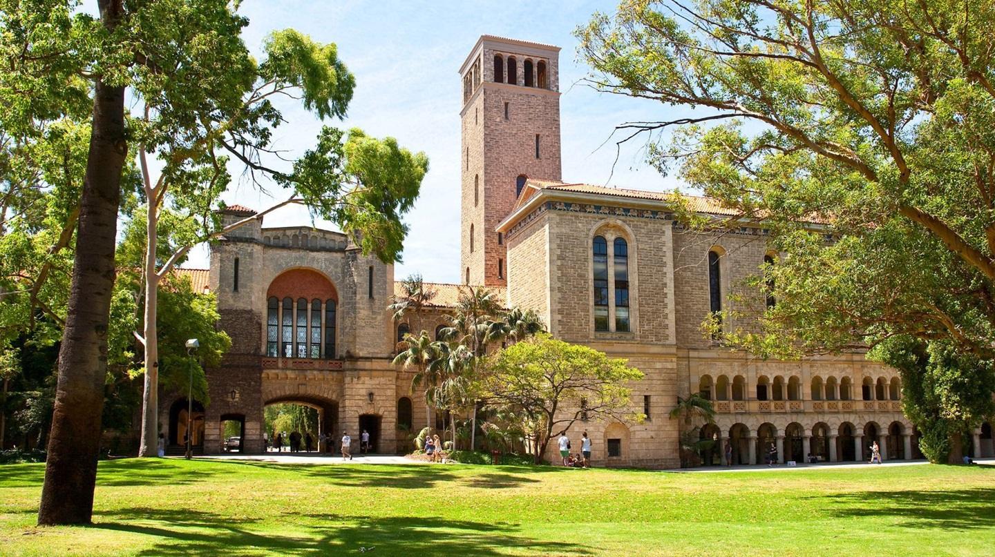Winthrop Hall - Seekers Space Banner